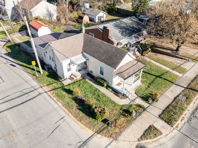 301 Garvey Avenue, Elsmere, KY 41018
