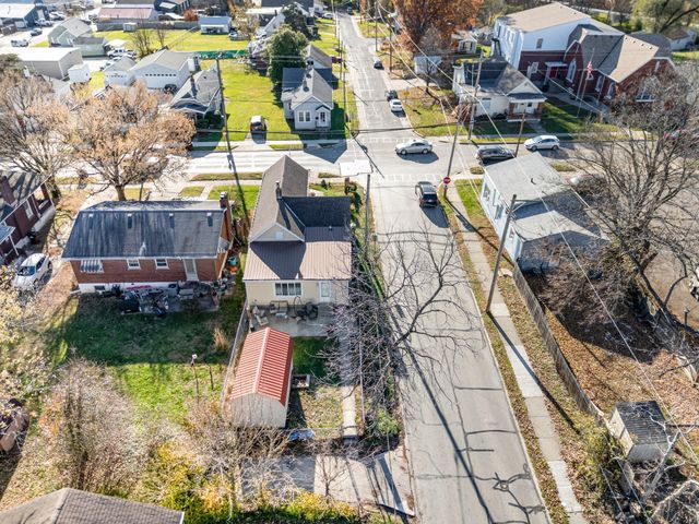301 Garvey Avenue, Elsmere, KY 41018