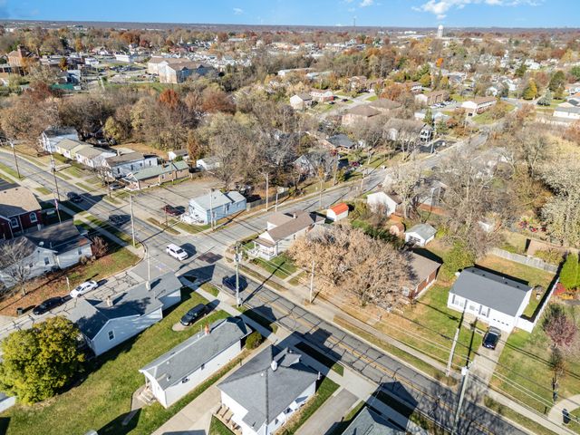 301 Garvey Avenue, Elsmere, KY 41018