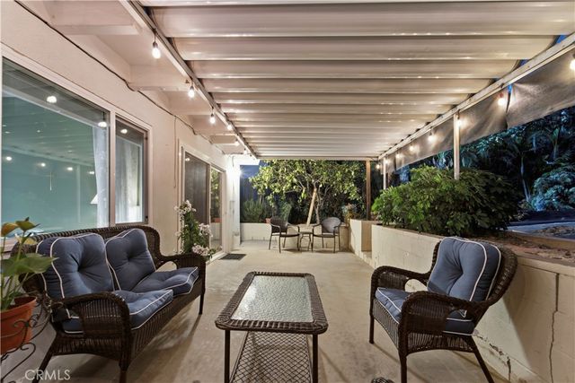 10772 Las Lunitas, Tujunga, CA 91042