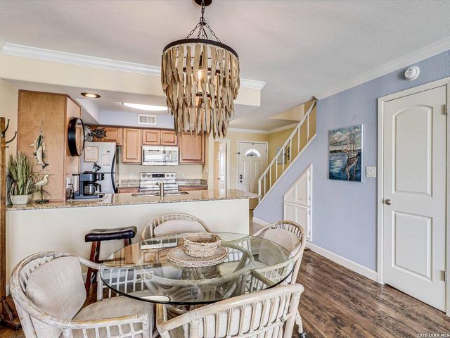 2292 N Fulton Beach Rd Apt 502, Rockport, TX 78382