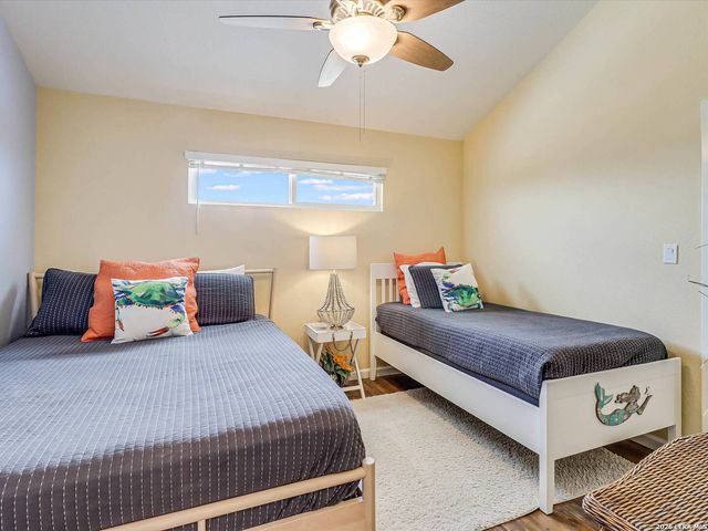 2292 N Fulton Beach Rd Apt 502, Rockport, TX 78382