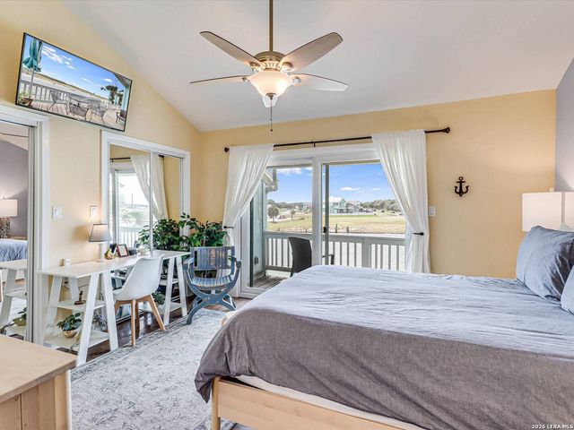 2292 N Fulton Beach Rd Apt 502, Rockport, TX 78382