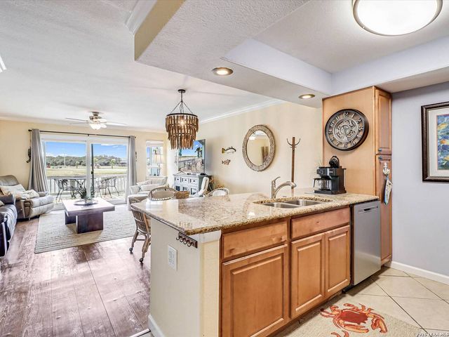 2292 N Fulton Beach Rd Apt 502, Rockport, TX 78382