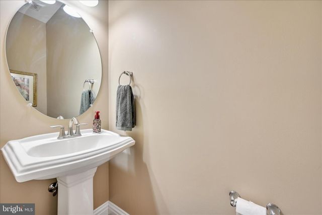 36 PEMBROOKE LN L-0108, Annville, PA 17003