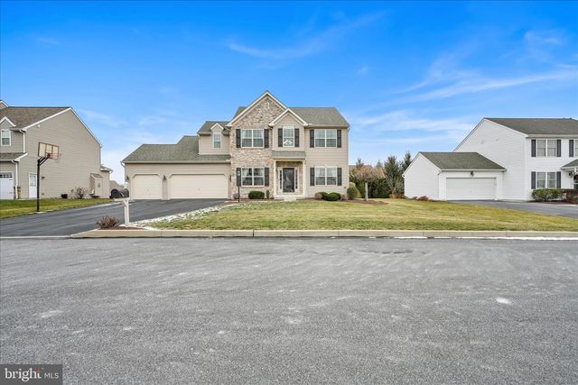 36 PEMBROOKE LN L-0108, Annville, PA 17003