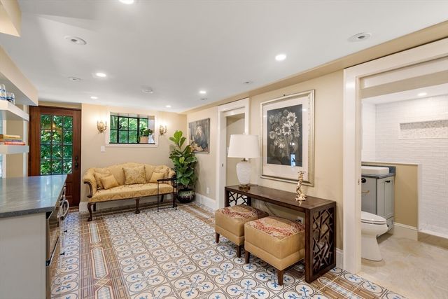 63 Crabtree Rd, Quincy, MA 02171