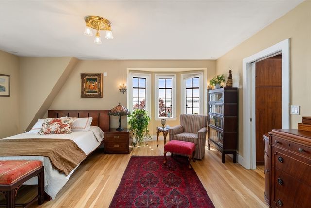 63 Crabtree Rd, Quincy, MA 02171