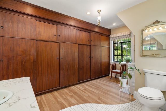 63 Crabtree Rd, Quincy, MA 02171
