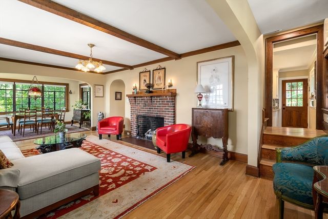 63 Crabtree Rd, Quincy, MA 02171
