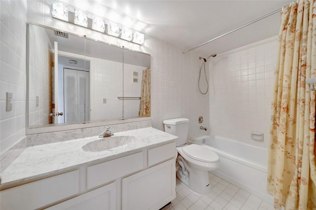 3521 Environ Blvd B509, Lauderhill, FL 33319