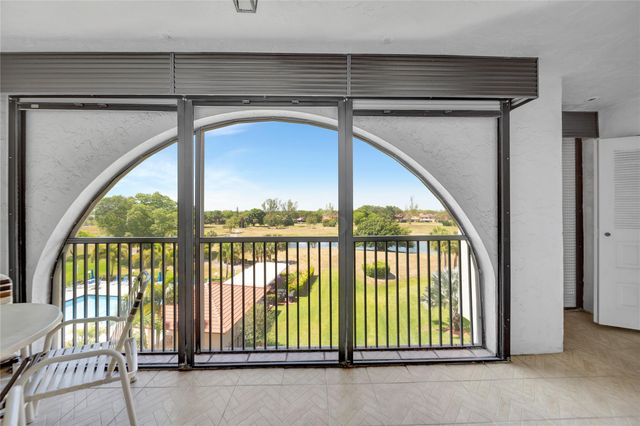 3521 Environ Blvd B509, Lauderhill, FL 33319