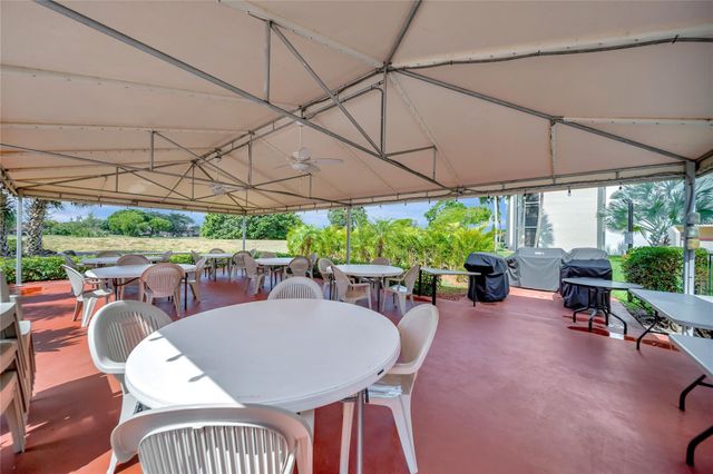 3521 Environ Blvd B509, Lauderhill, FL 33319