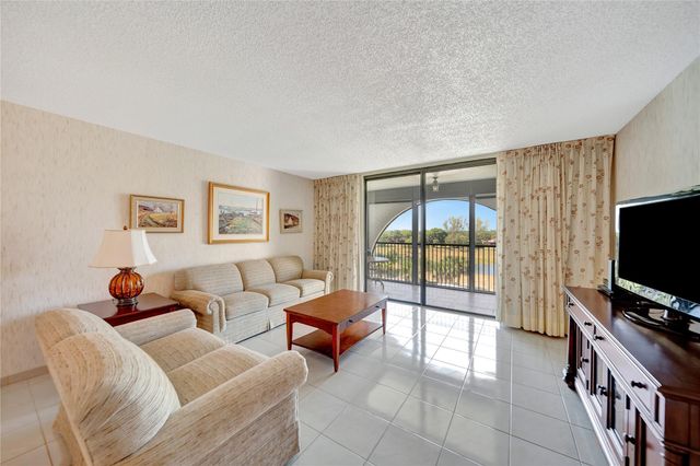 3521 Environ Blvd B509, Lauderhill, FL 33319