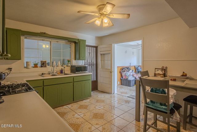 1804 WAINWRIGHT Drive, El Paso, TX 79903