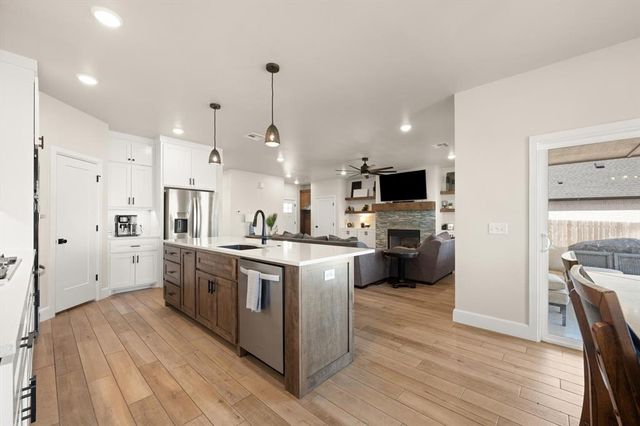 14608 Claxton Place, Yukon, OK 73099