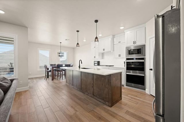 14608 Claxton Place, Yukon, OK 73099