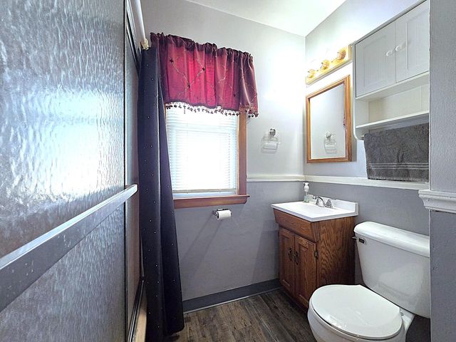 7330 W Potomac AVENUE, Milwaukee, WI 53216