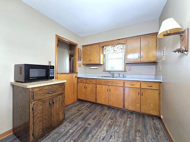 7330 W Potomac AVENUE, Milwaukee, WI 53216