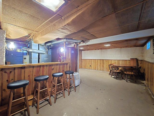 7330 W Potomac AVENUE, Milwaukee, WI 53216
