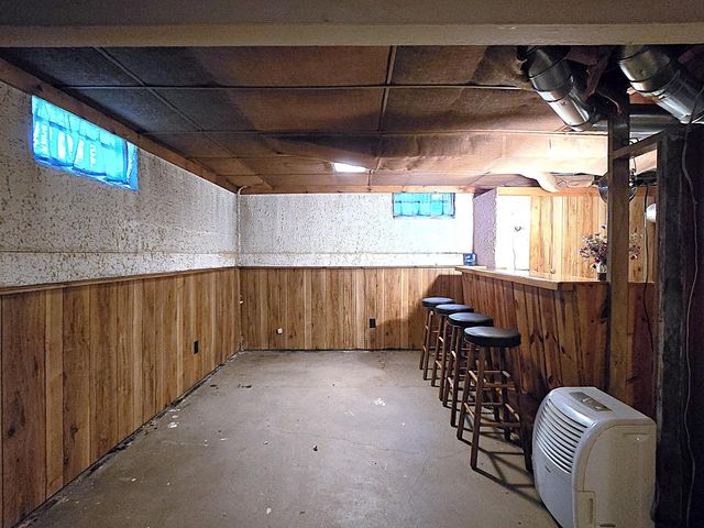 7330 W Potomac AVENUE, Milwaukee, WI 53216