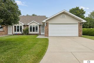 2512 Hollyhock Circle # 4, Lincoln, NE 68521