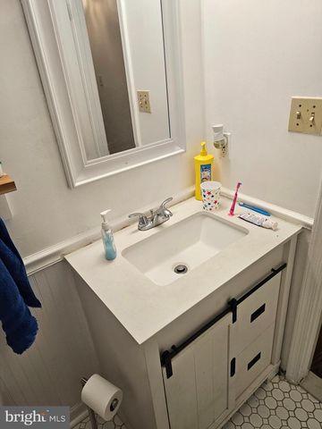 3059 FOX MILL RD, Oakton, VA 22124