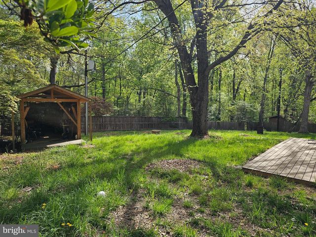 3059 FOX MILL RD, Oakton, VA 22124
