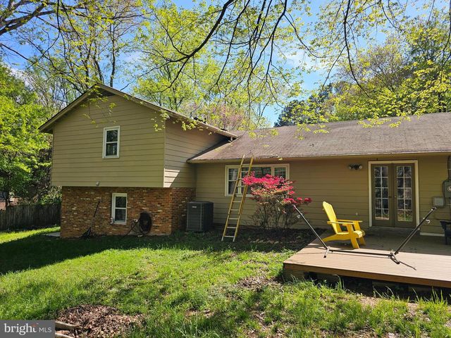3059 FOX MILL RD, Oakton, VA 22124