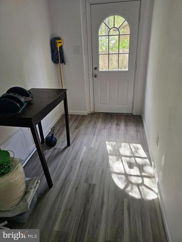 3059 FOX MILL RD, Oakton, VA 22124