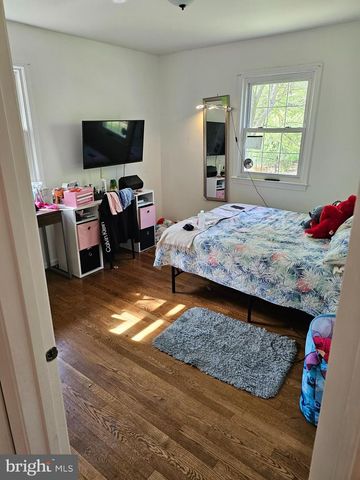 3059 FOX MILL RD, Oakton, VA 22124