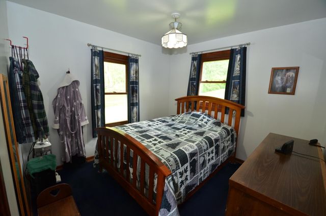 4011 W 9th Street, Duluth, MN 55807