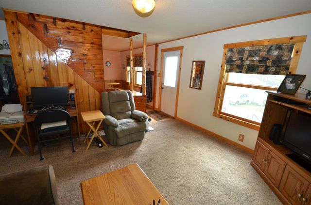 4011 W 9th Street, Duluth, MN 55807