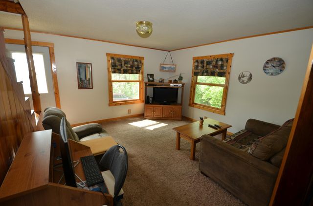4011 W 9th Street, Duluth, MN 55807