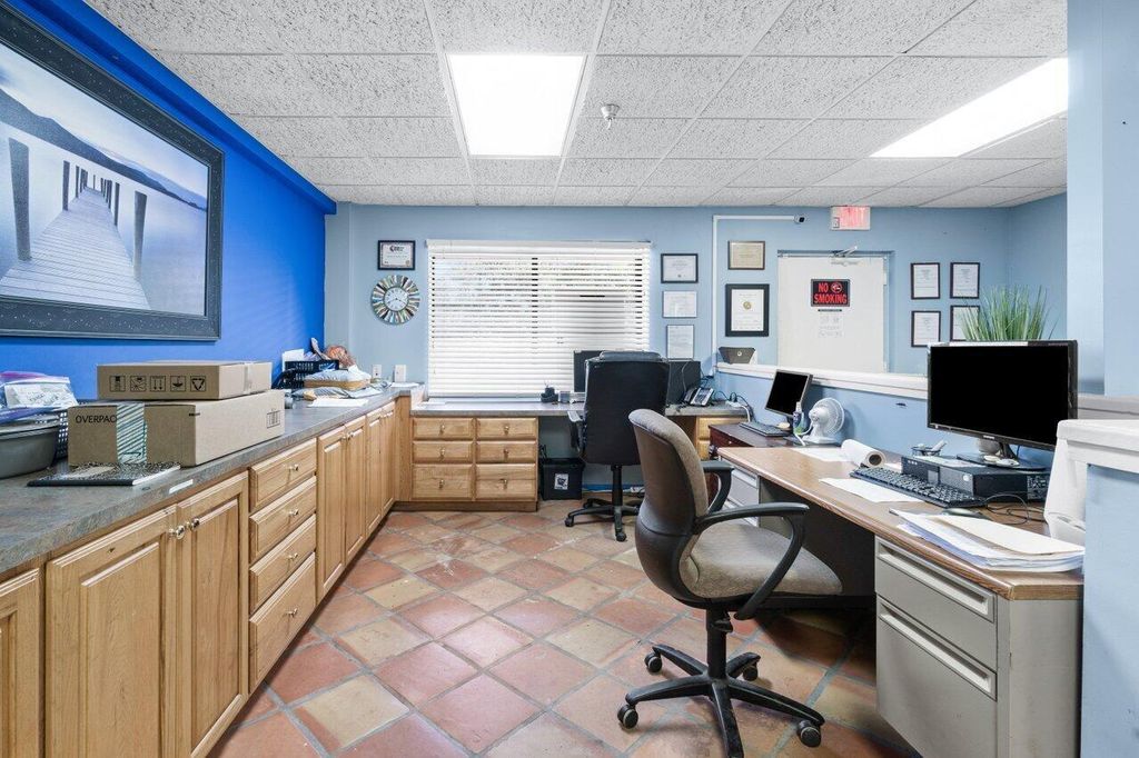 400 Executive Center Drive 209, West Palm Beach, FL 33401