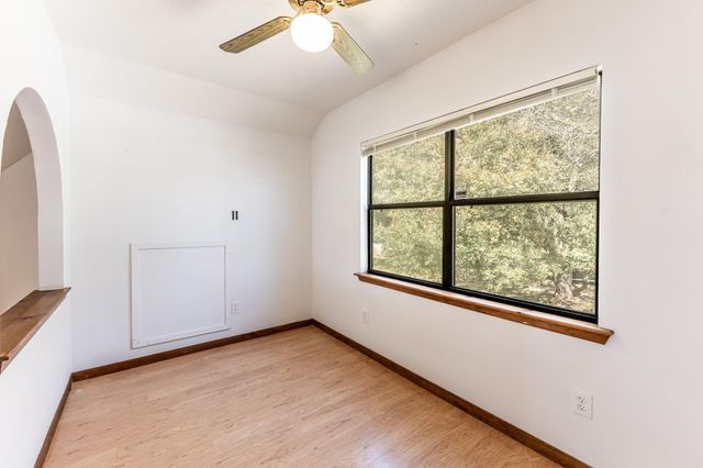 191 Timber Bay Drive, Trinity, TX 75862