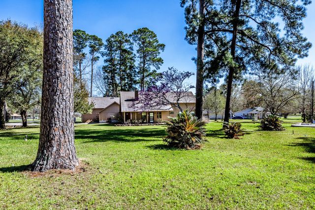 191 Timber Bay Drive, Trinity, TX 75862