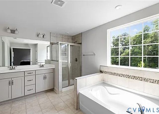 5719 Sterlingworth Dr, Moseley, VA 23120
