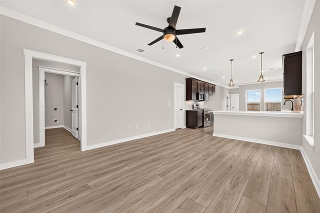 21127 Autumn Heights, Bonney, TX 77583