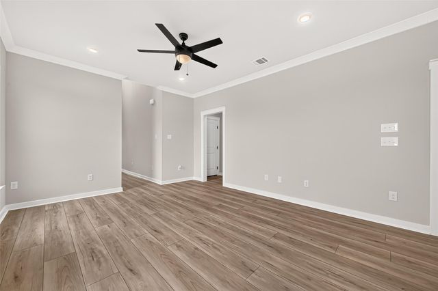 21127 Autumn Heights, Bonney, TX 77583