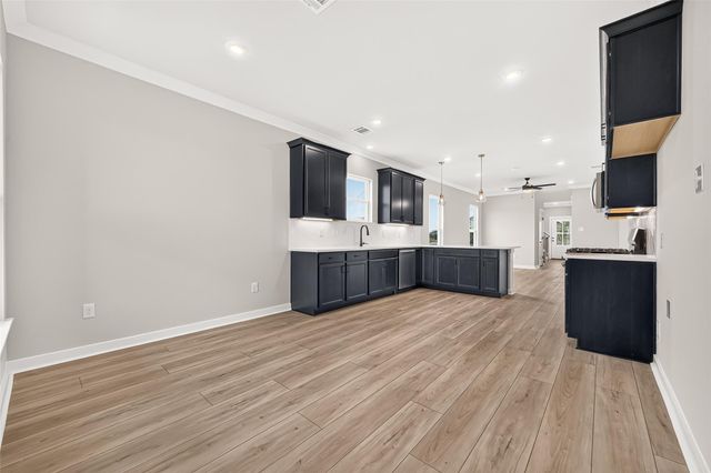 21127 Autumn Heights, Bonney, TX 77583