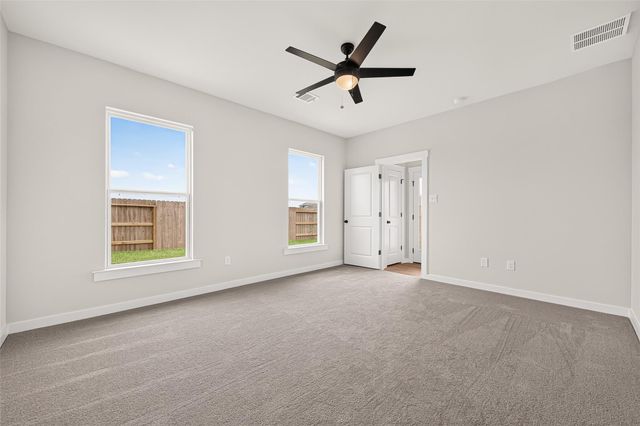 21127 Autumn Heights, Bonney, TX 77583