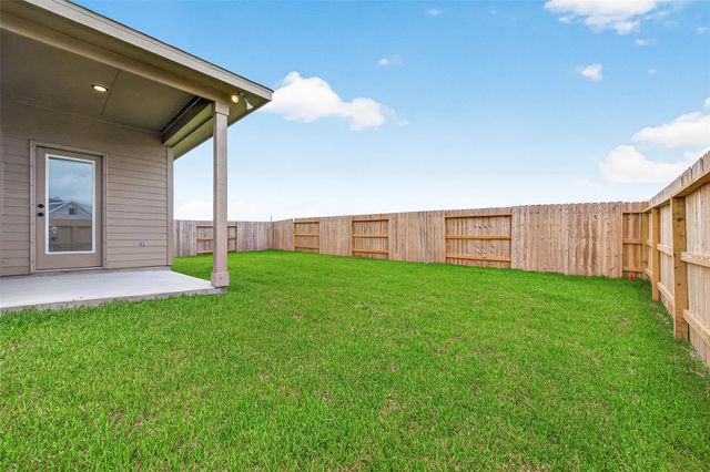 21127 Autumn Heights, Bonney, TX 77583