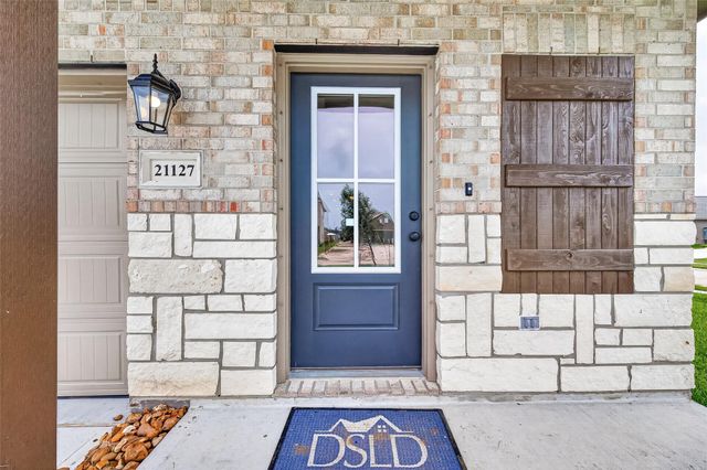 21127 Autumn Heights, Bonney, TX 77583