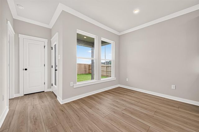 21127 Autumn Heights, Bonney, TX 77583