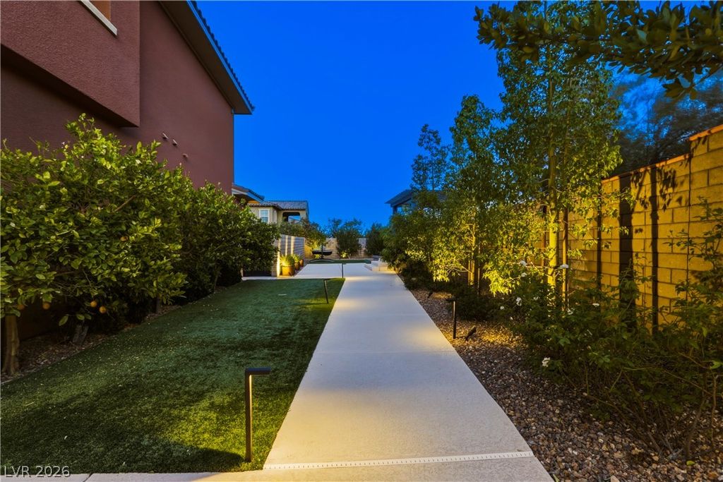 497 Paso De Montana Street, Las Vegas, NV 89138 — photo 4