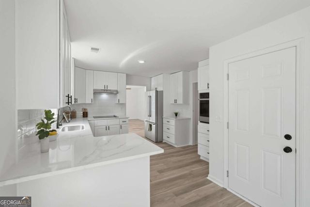 1490 Laurel Haven Court, Lawrenceville, GA 30043