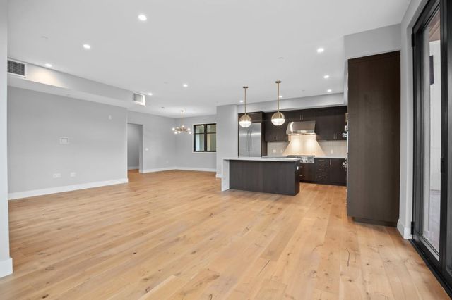 227 Hope Street, Mountain View, CA 94041