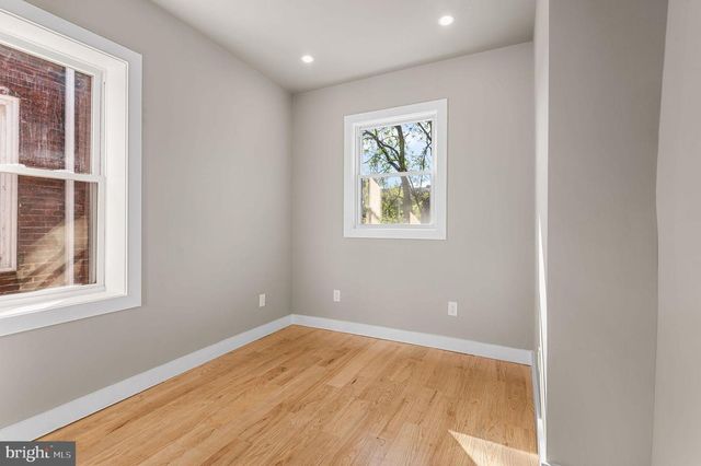 3437 EMERALD ST, Philadelphia, PA 19134