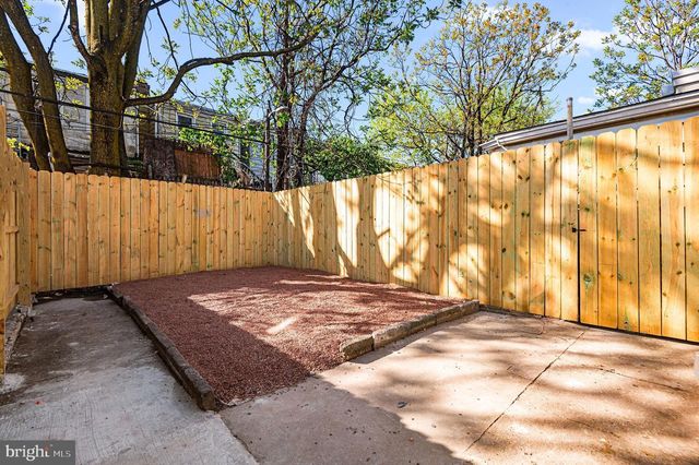 3437 EMERALD ST, Philadelphia, PA 19134